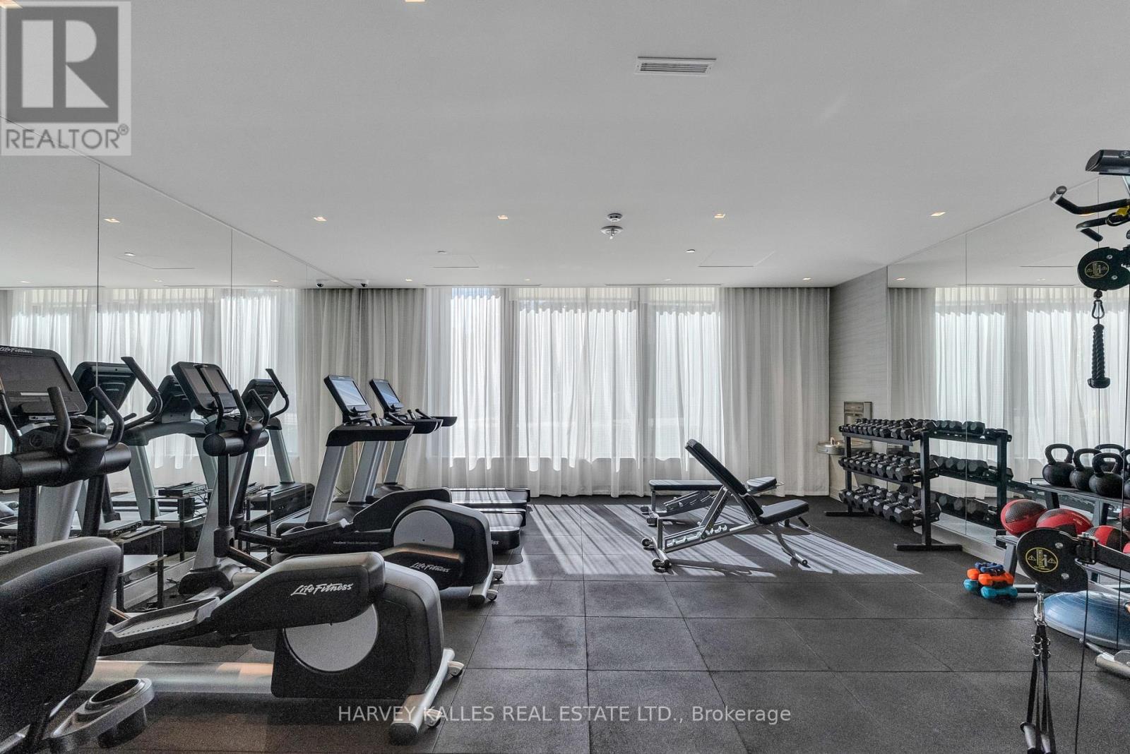 305 - 1 Forest Hill Road, Toronto (Casa Loma), Ontario  M4V 1R1 - Photo 34 - C12446432