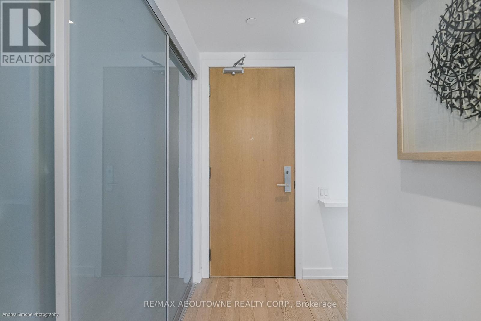 1133 - 629 King Street W, Toronto, Ontario  M5V 0G9 - Photo 2 - C12446439
