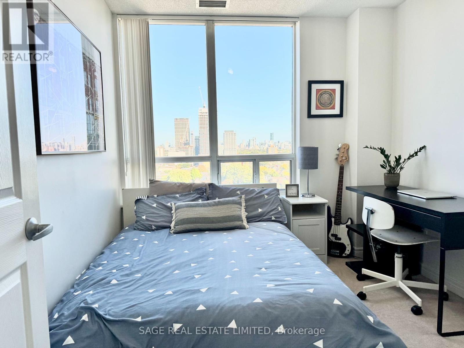 1504 - 1369 Bloor Street, Toronto, Ontario  M6P 4J4 - Photo 15 - C12446443