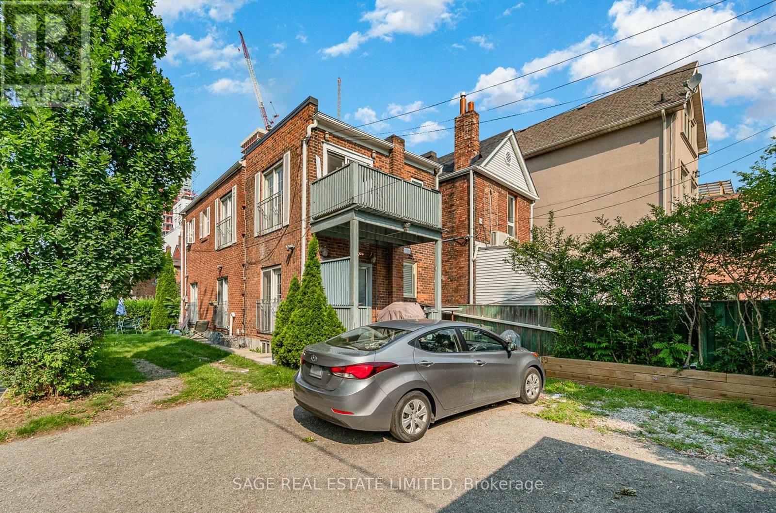Upper - 325 Lippincott Street, Toronto, Ontario  M5S 2P6 - Photo 24 - C12446448