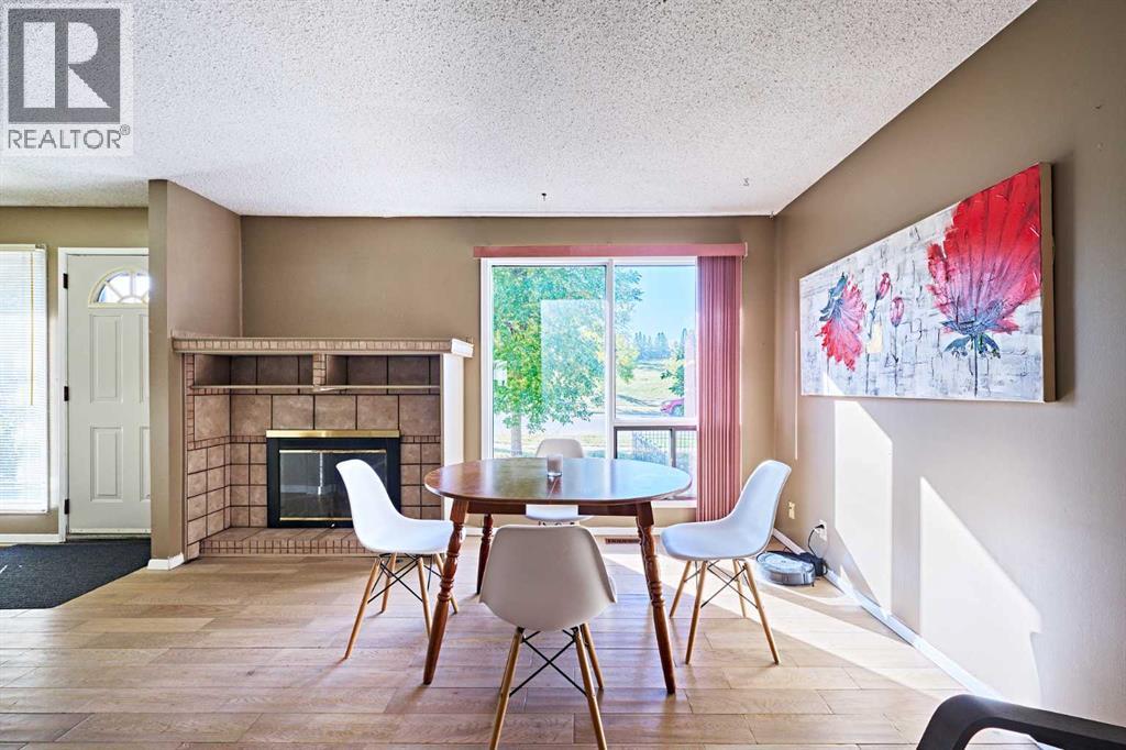 8414 Berwick Road Nw, Calgary, Alberta  T3K 1E5 - Photo 6 - A2259911