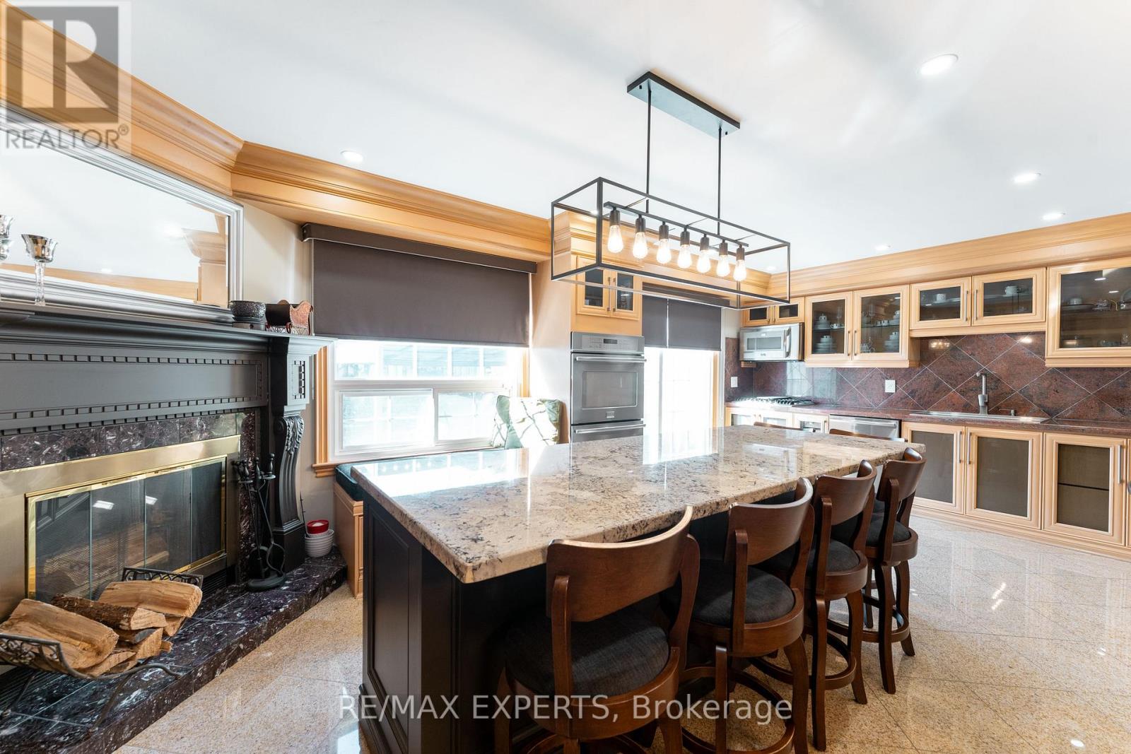 40 Large Crescent, Ajax, Ontario  L1T 2S9 - Photo 11 - E12446312