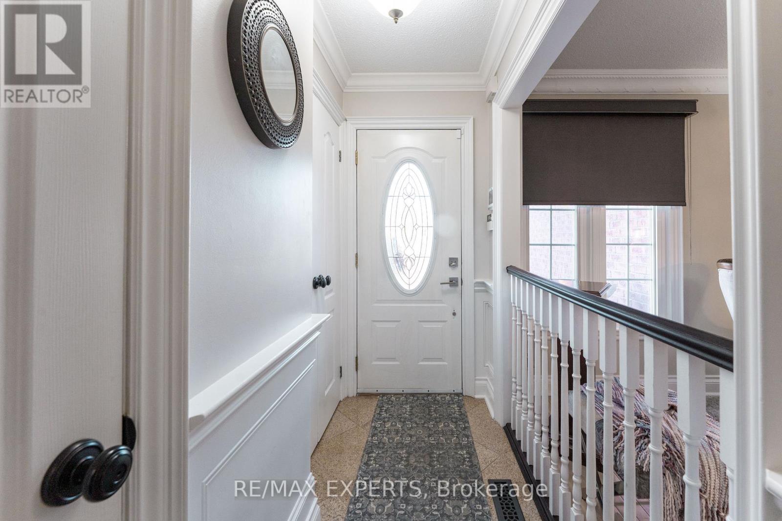 40 Large Crescent, Ajax, Ontario  L1T 2S9 - Photo 7 - E12446312
