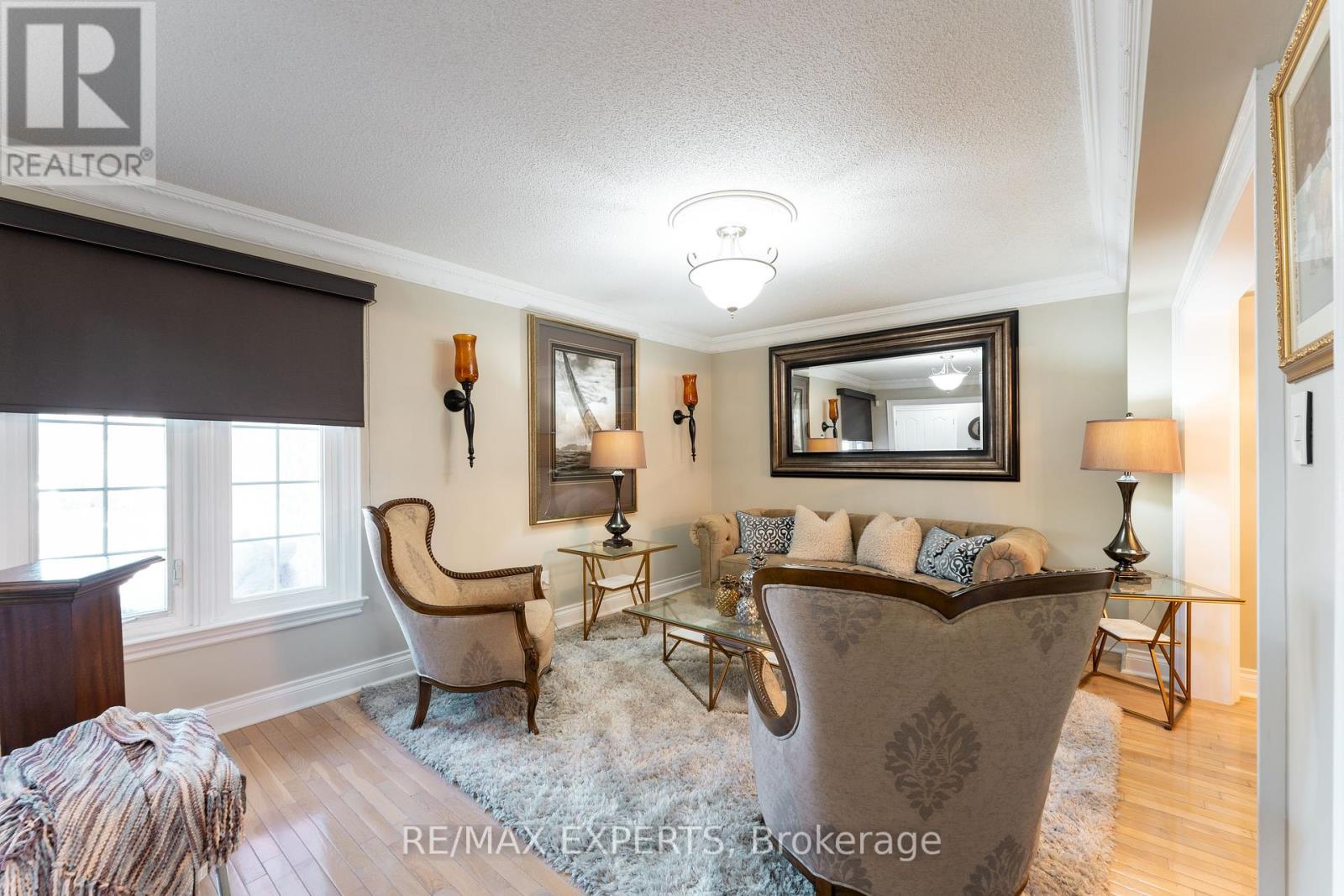 40 Large Crescent, Ajax, Ontario  L1T 2S9 - Photo 8 - E12446312