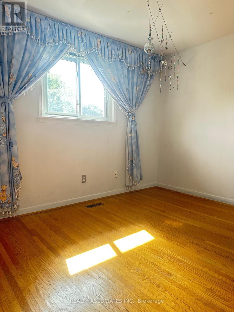 117 Crockamhill Drive, Toronto, Ontario  M1S 2L2 - Photo 12 - E12446318