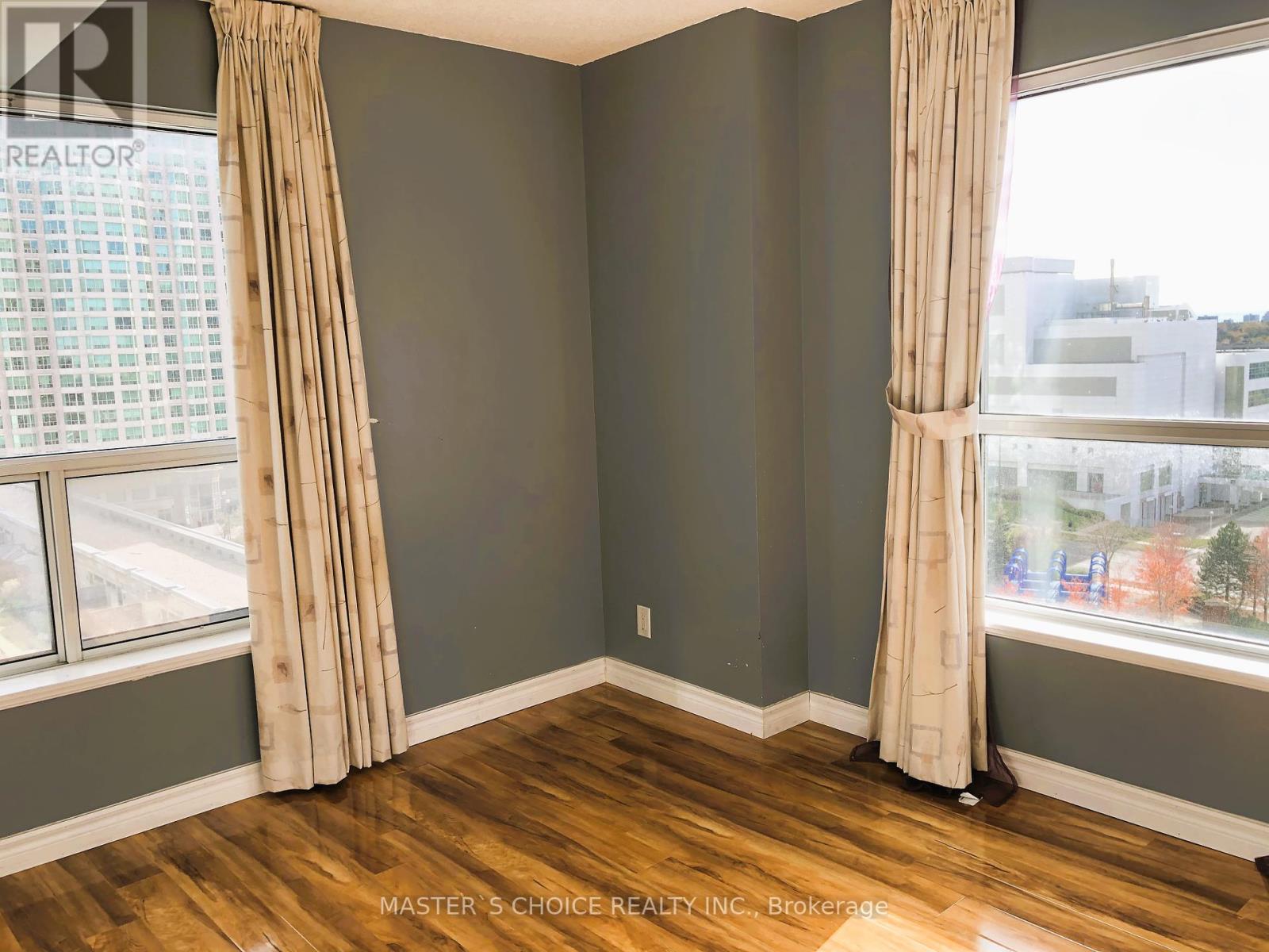 1006 - 36 Lee Centre Drive, Toronto, Ontario  M1H 3K2 - Photo 9 - E12446346