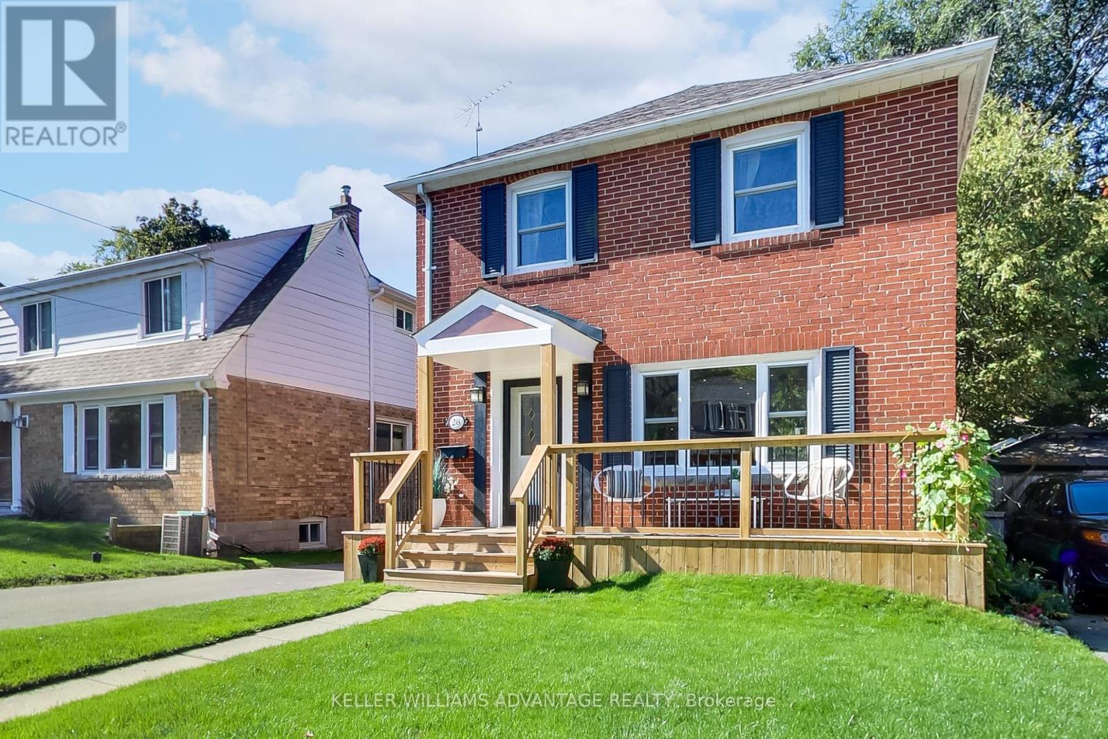28 AVALON BOULEVARD, Toronto, Ontario
