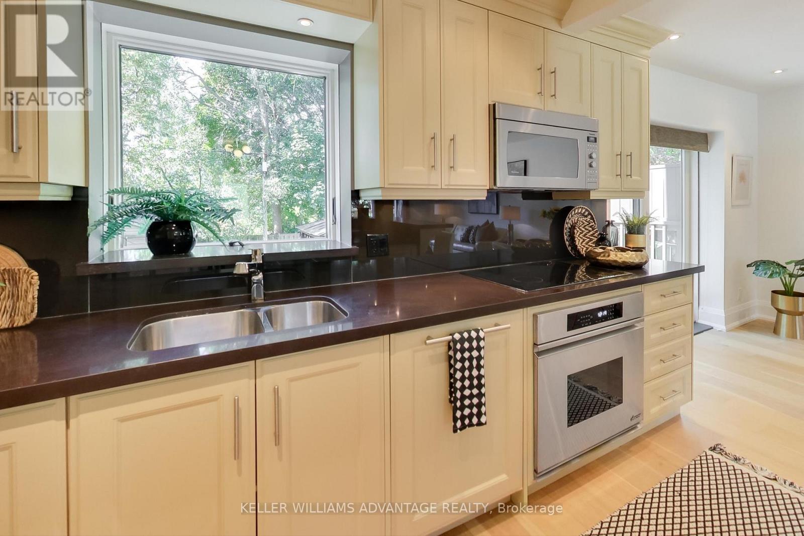 28 Avalon Boulevard, Toronto, Ontario  M1N 3J2 - Photo 14 - E12446357