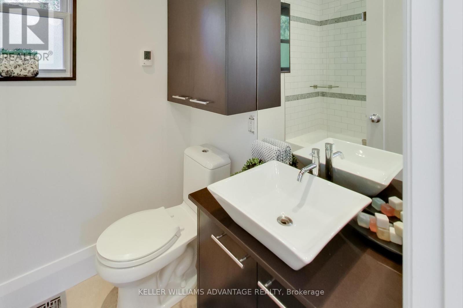 28 Avalon Boulevard, Toronto, Ontario  M1N 3J2 - Photo 18 - E12446357