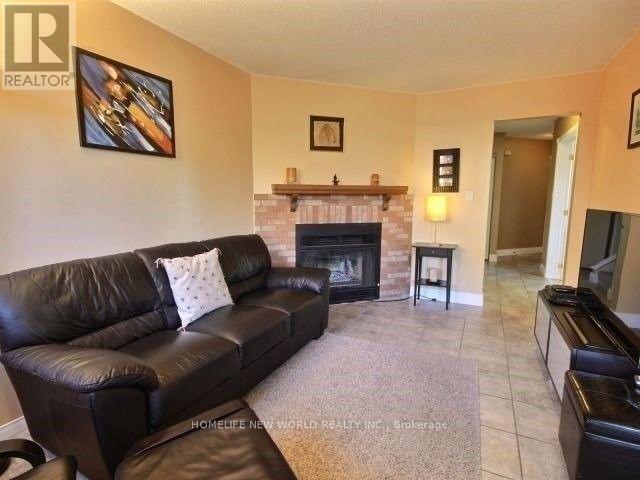 61 Hartrick Place, Whitby, Ontario  L1R 2C2 - Photo 8 - E12446396