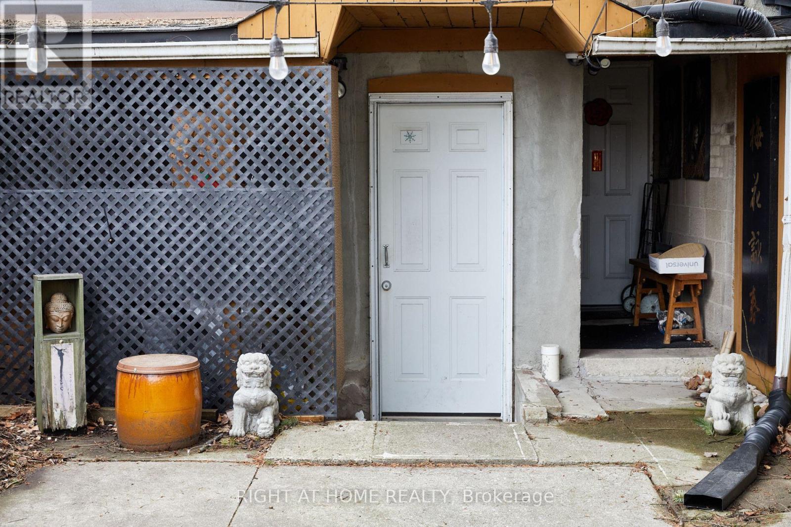Rear - 1547 Kingston Road, Toronto, Ontario  M1N 1R9 - Photo 13 - E12446450