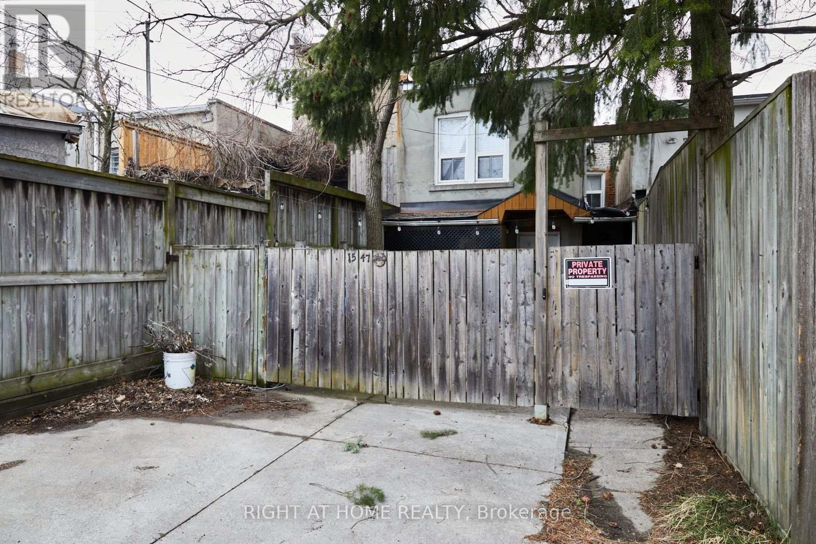 Rear - 1547 Kingston Road, Toronto, Ontario  M1N 1R9 - Photo 17 - E12446450