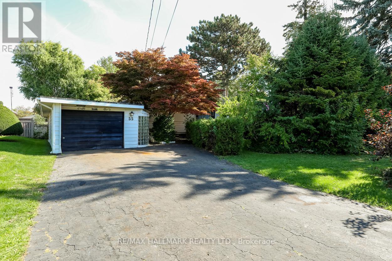 55 WEXFORD BOULEVARD, Toronto, Ontario