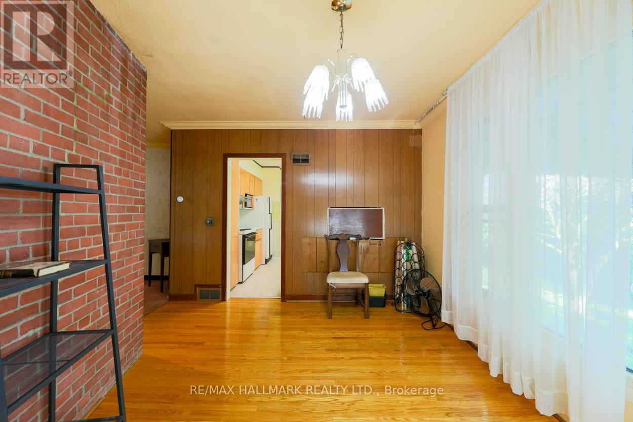55 Wexford Boulevard, Toronto (Wexford-Maryvale), Ontario  M1R 1L2 - Photo 7 - E12446452