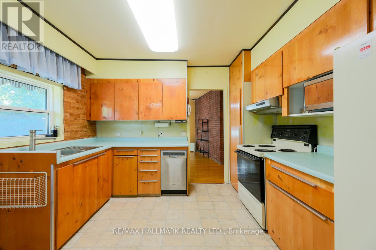 55 Wexford Boulevard, Toronto (Wexford-Maryvale), Ontario  M1R 1L2 - Photo 8 - E12446452