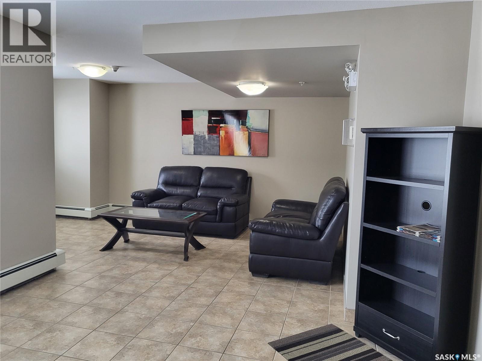 403 308 Petterson Drive, Estevan, Saskatchewan  S4A 2B8 - Photo 5 - SK020162