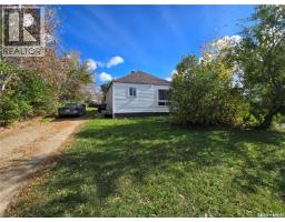 49 Newcombe Street, Manor, Ca