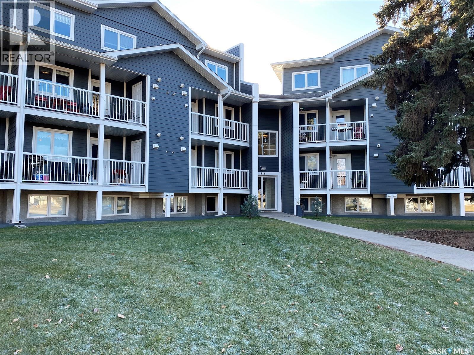 205 515 28th Street E, Prince Albert, Saskatchewan  S6X 1X8 - Photo 1 - SK020124