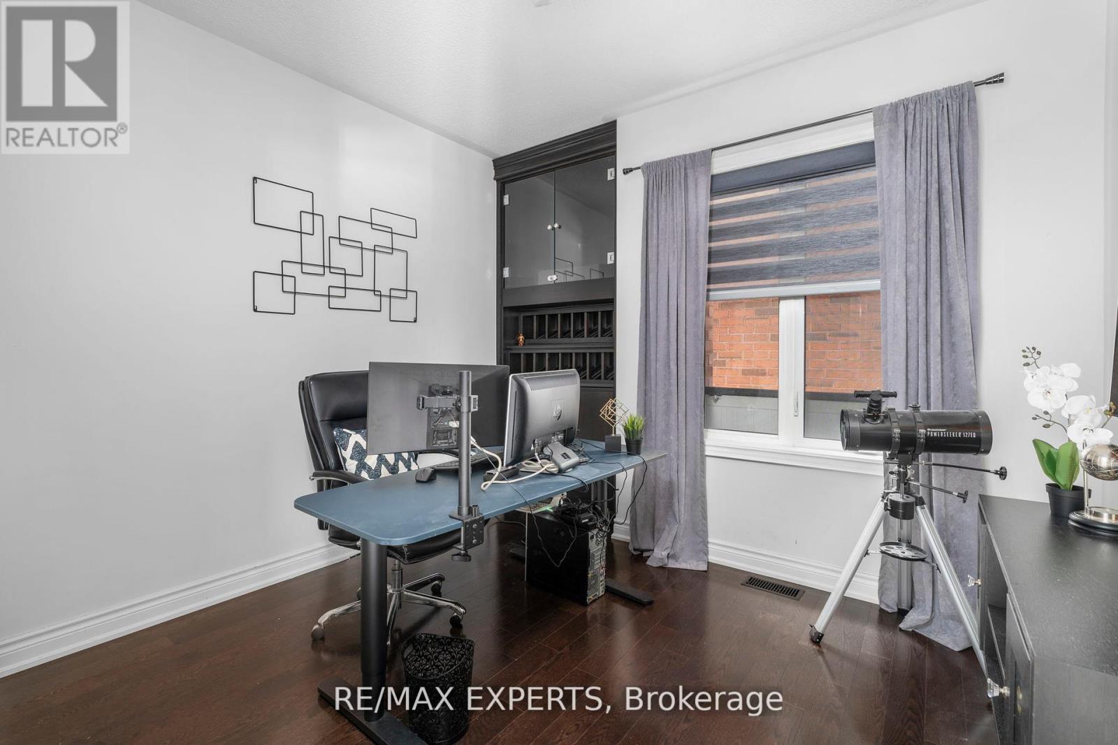 72 Foshan Avenue, Markham (Berczy), Ontario  L6C 0P8 - Photo 10 - N12381943