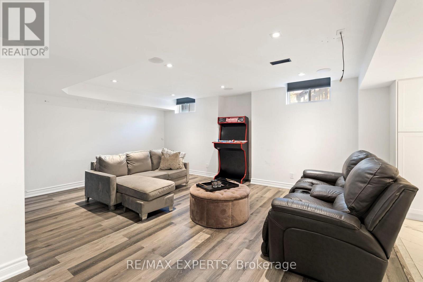 72 Foshan Avenue, Markham (Berczy), Ontario  L6C 0P8 - Photo 29 - N12381943