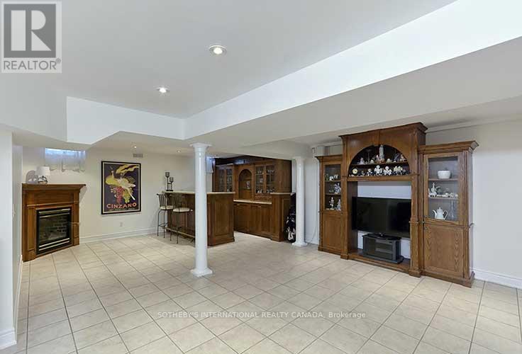 2 Kimber Crescent, Vaughan, Ontario  L4L 9A7 - Photo 33 - N12446245