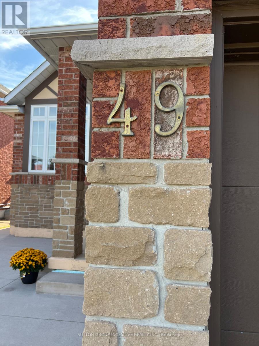 49 Felt Crescent, Barrie, Ontario  L4N 8V1 - Photo 6 - S12446169