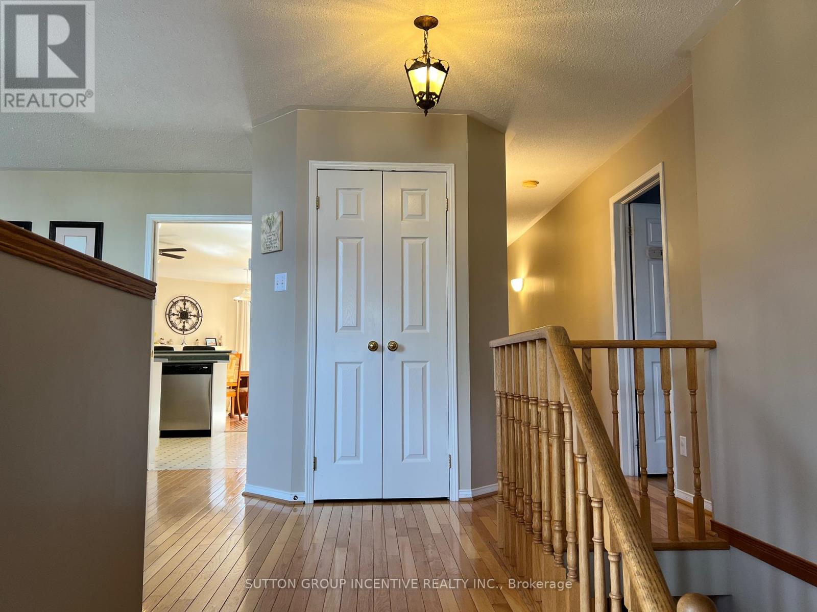 49 Felt Crescent, Barrie, Ontario  L4N 8V1 - Photo 8 - S12446169