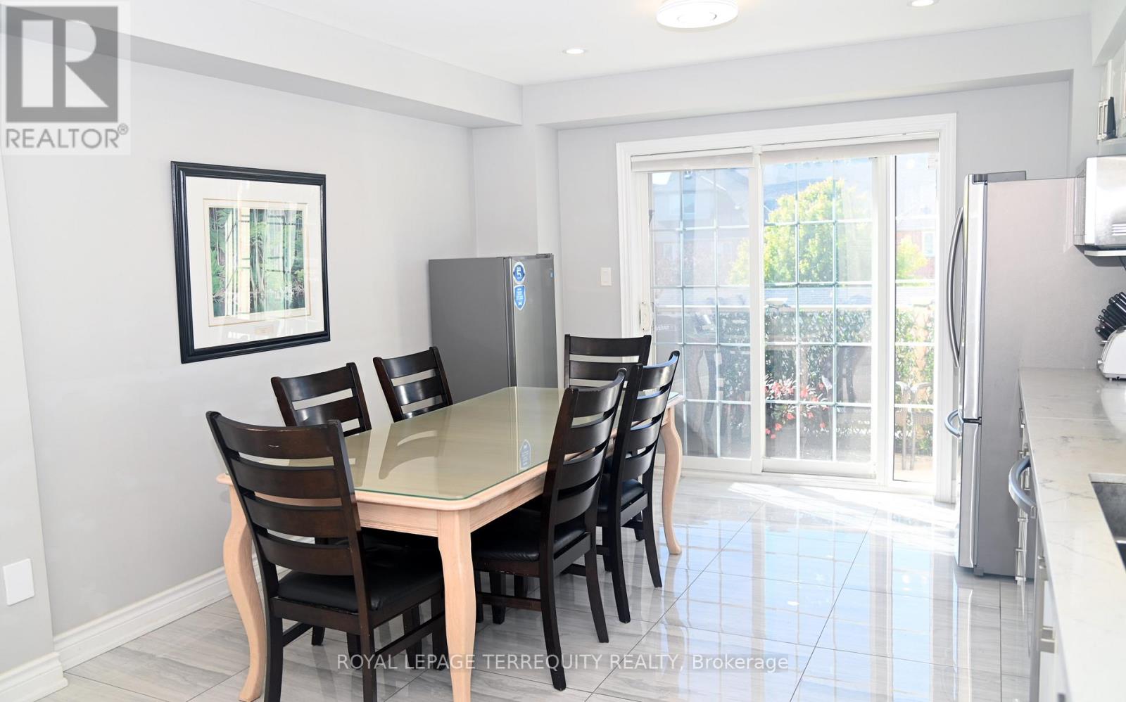 2753 Bur Oak Avenue, Markham, Ontario  L6B 1C8 - Photo 7 - N12446299