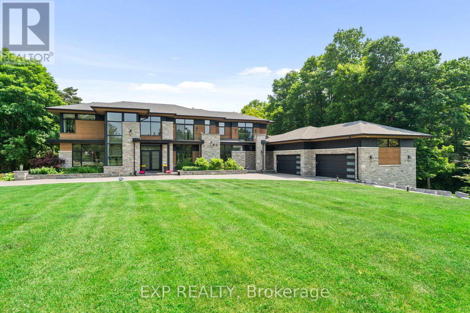 8 Cachet Parkway, Markham (Devil's Elbow), Ontario  L6C 1G8 - Photo 1 - N12446364