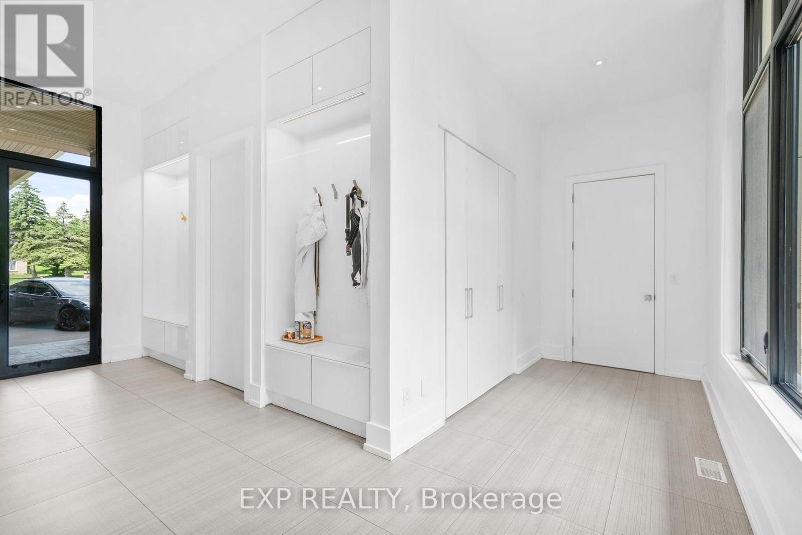 8 Cachet Parkway, Markham (Devil's Elbow), Ontario  L6C 1G8 - Photo 24 - N12446364