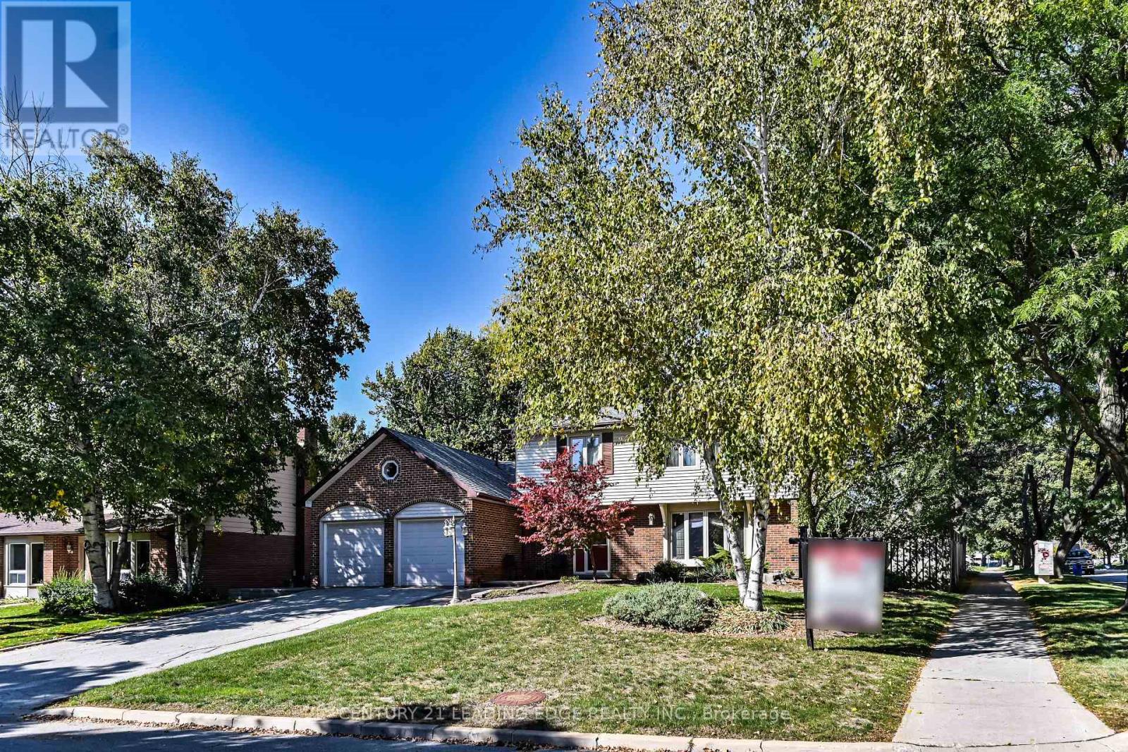 50 Sir Gawaine Place, Markham (Markham Village), Ontario  L3P 3A2 - Photo 2 - N12446429