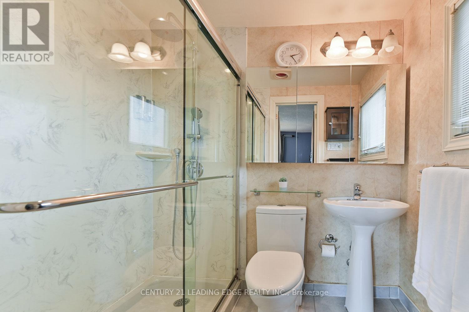 50 Sir Gawaine Place, Markham (Markham Village), Ontario  L3P 3A2 - Photo 29 - N12446429