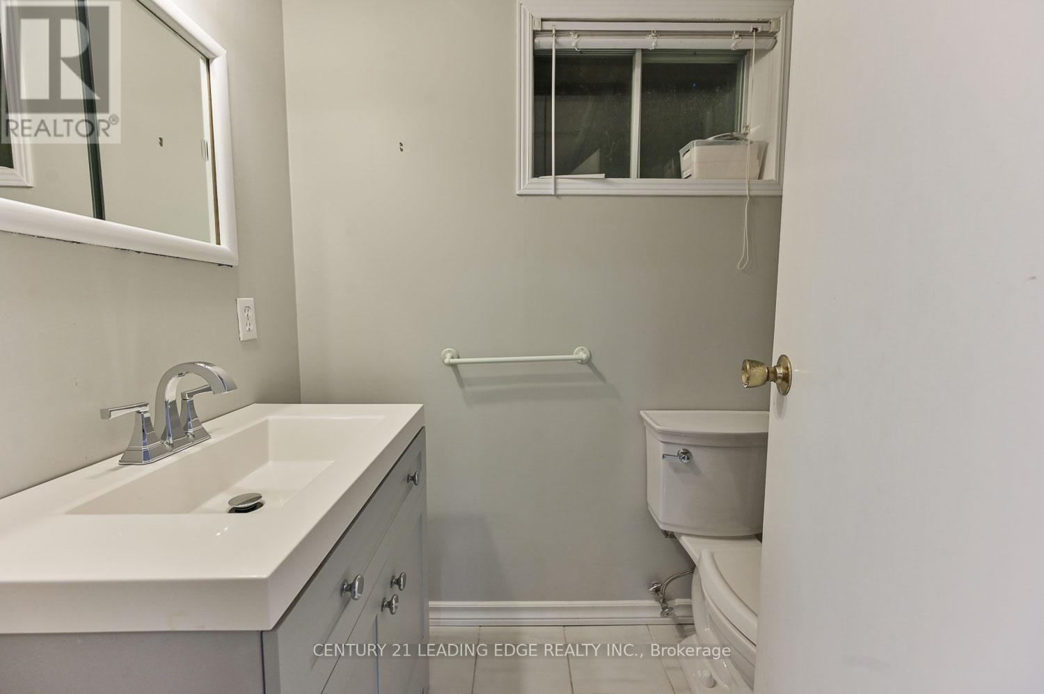 50 Sir Gawaine Place, Markham (Markham Village), Ontario  L3P 3A2 - Photo 38 - N12446429
