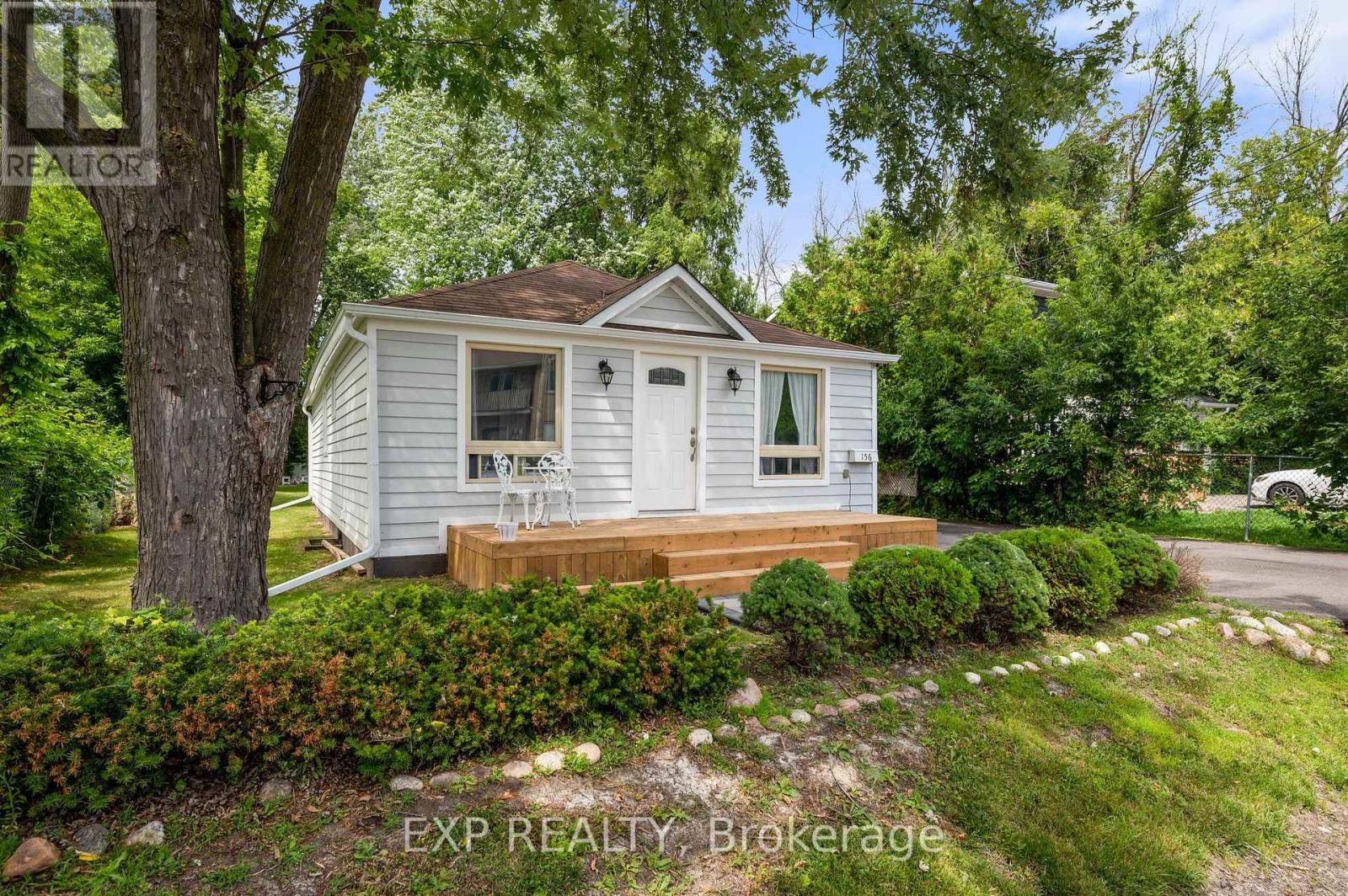156 Beach Road, Georgina (Keswick North), Ontario  L4P 2L7 - Photo 32 - N12446431