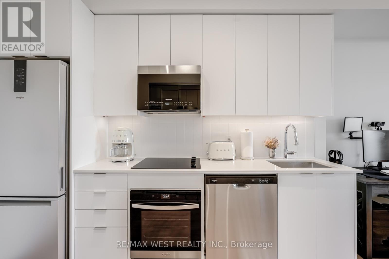 511 - 474 Caldari Road, Vaughan, Ontario  L4K 0R5 - Photo 6 - N12446441