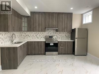 Bsmt - 17 Spain Crescent, Brampton, Ontario  L6P 4G8 - Photo 8 - W12445876