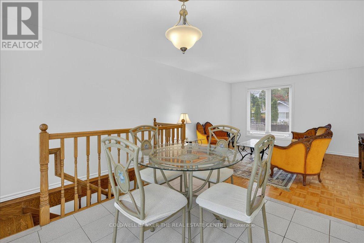 44 Glenwood Drive, Wasaga Beach, Ontario  L9Z 2K5 - Photo 22 - S12446372