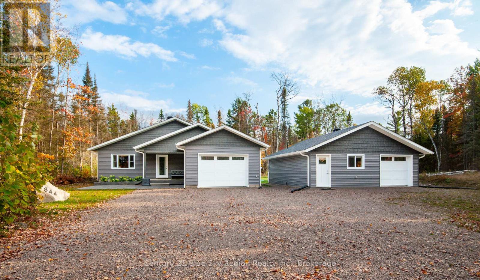 844 Macpherson Drive, East Ferris, Ontario  P0H 1K0 - Photo 1 - X12446510