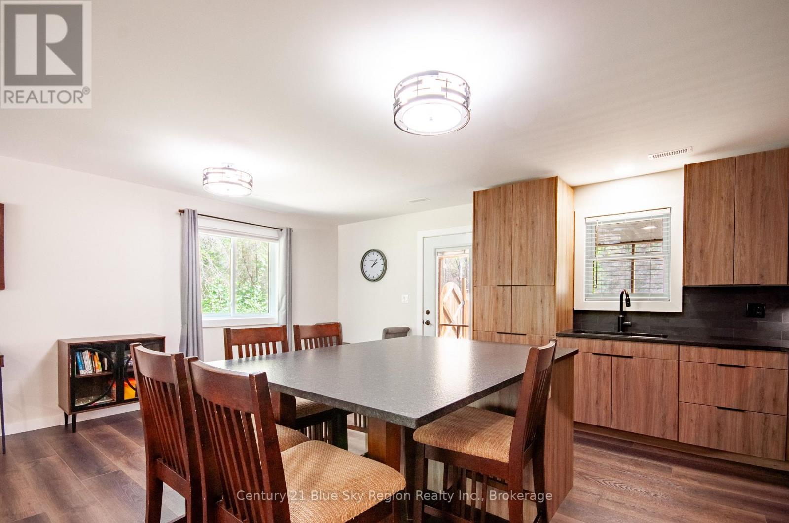 844 Macpherson Drive, East Ferris, Ontario  P0H 1K0 - Photo 10 - X12446510