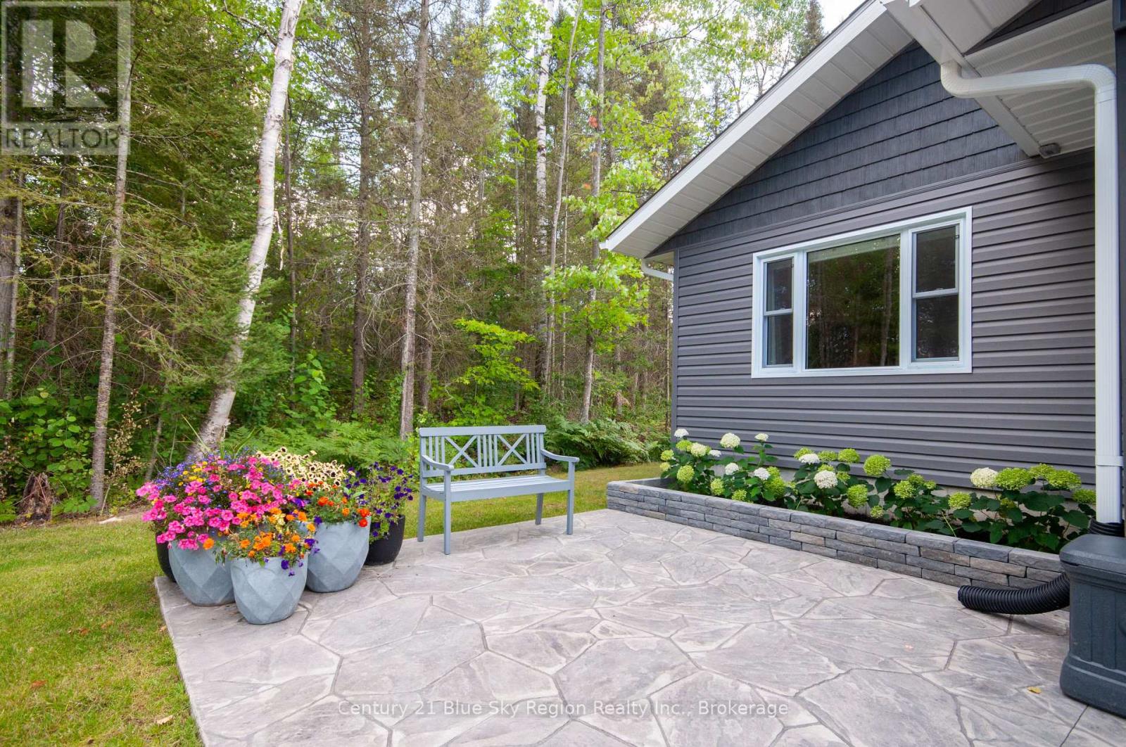 844 Macpherson Drive, East Ferris, Ontario  P0H 1K0 - Photo 5 - X12446510