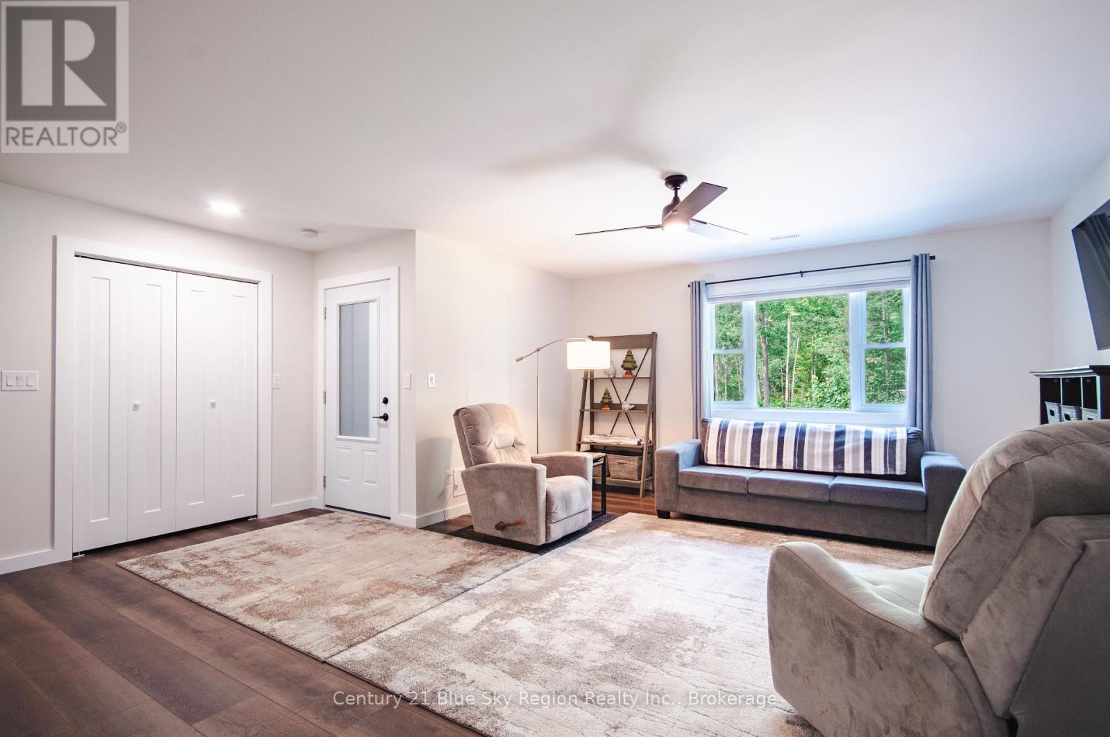 844 Macpherson Drive, East Ferris, Ontario  P0H 1K0 - Photo 6 - X12446510