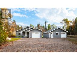 844 MACPHERSON DRIVE, East Ferris, Ontario