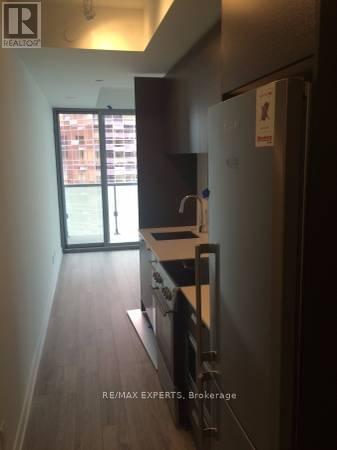 2511 - 57 St. Joseph Street, Toronto, Ontario  M5S 0C5 - Photo 9 - C12438809