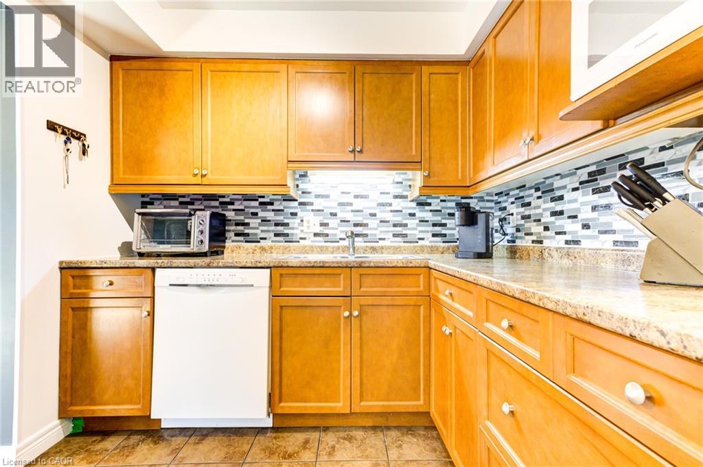 125 Sekura Crescent Unit# 29, Cambridge, Ontario  N1R 8B4 - Photo 16 - 40776406