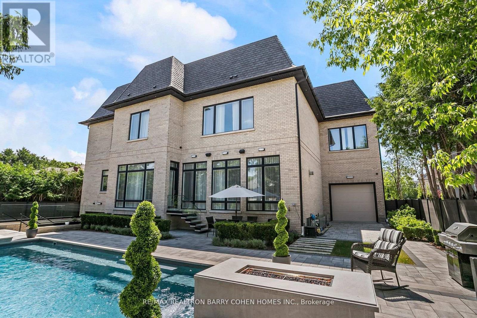 61 Orlon Crescent, Richmond Hill, Ontario  L4C 6S4 - Photo 24 - N12324394