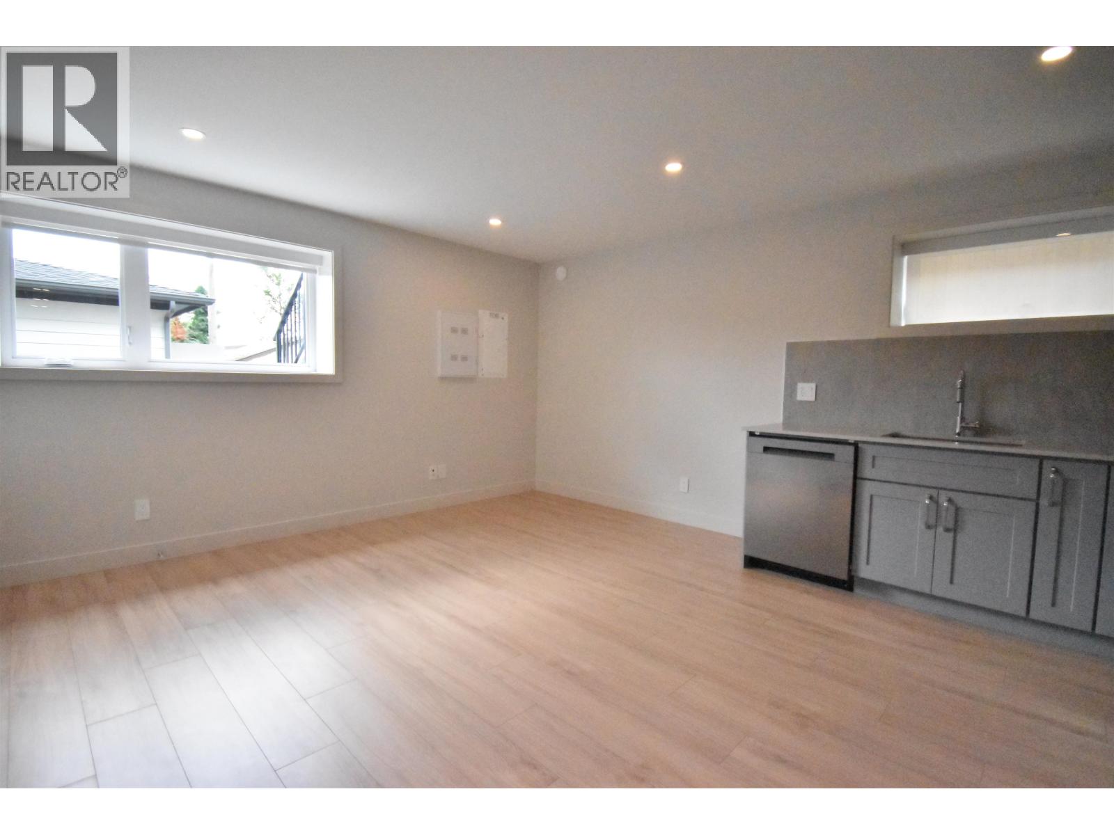 6250 Kitchener Street, Burnaby, British Columbia  V5B 2J4 - Photo 29 - R3035145