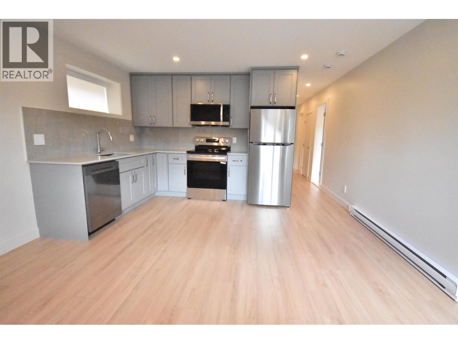 6250 Kitchener Street, Burnaby, British Columbia  V5B 2J4 - Photo 28 - R3035145