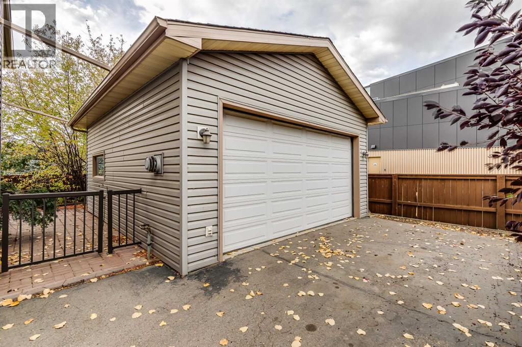 16 Ridgegate Way Sw, Airdrie, Alberta  T4B 1B1 - Photo 26 - A2261111