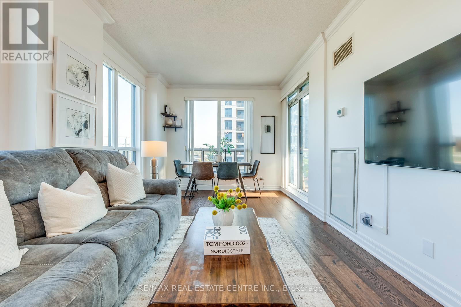 401 - 2087 Lake Shore Boulevard W, Toronto (Mimico), Ontario  M8V 4G3 - Photo 16 - W12446300