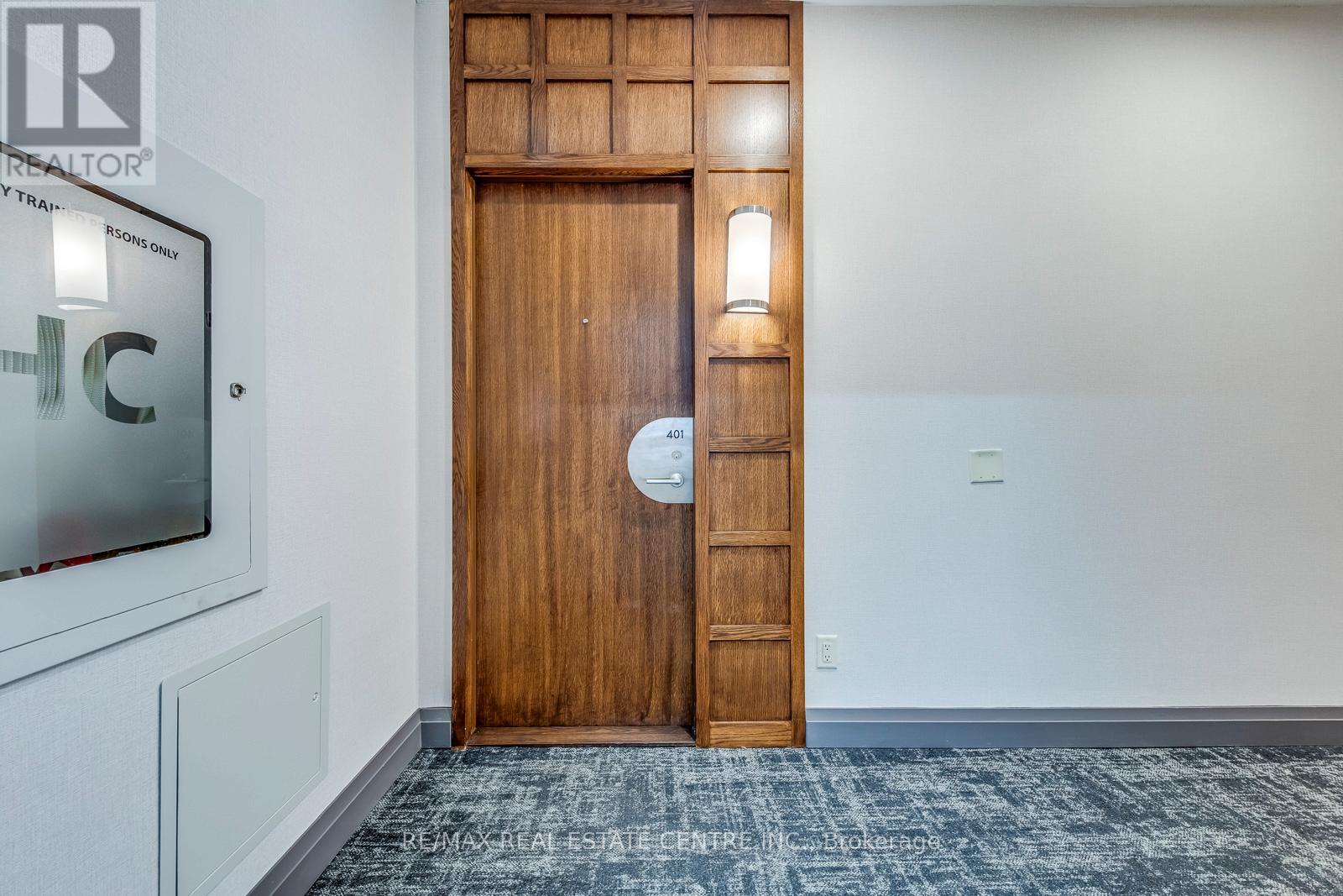 401 - 2087 Lake Shore Boulevard W, Toronto (Mimico), Ontario  M8V 4G3 - Photo 8 - W12446300